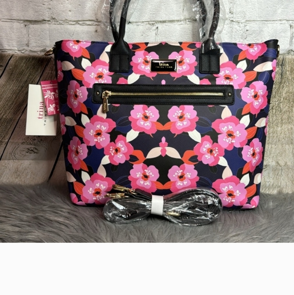 Trina Turk Crossbody/Handbag